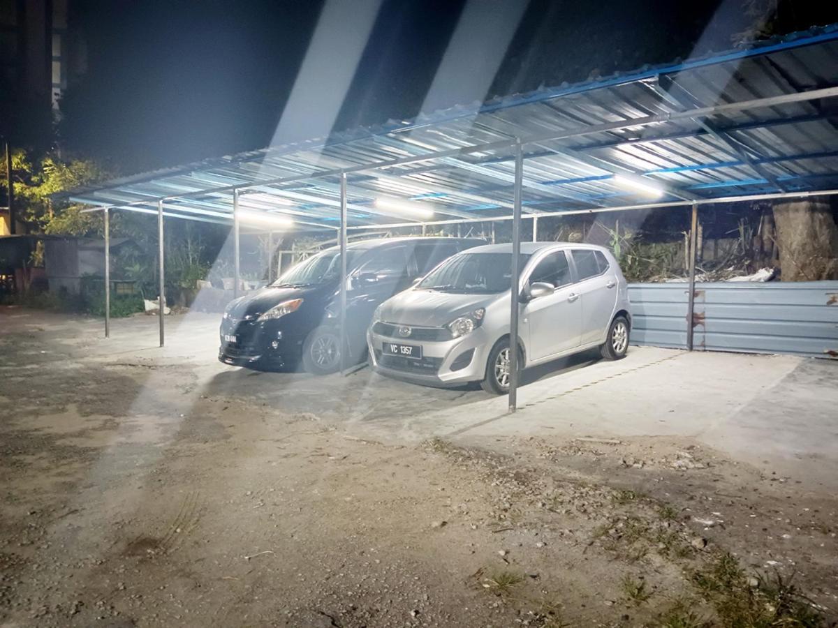 Mn Ferringhi Inn Batu Feringgi Exteriér fotografie